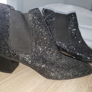 Women's heel booties